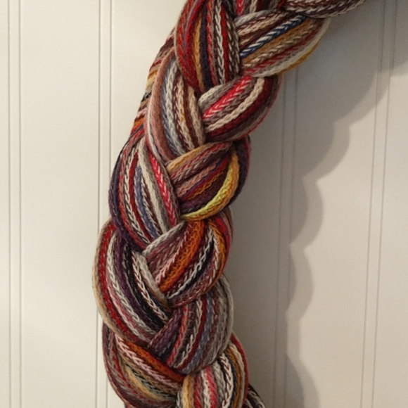 Braided Wreath - Picture 2 of 4